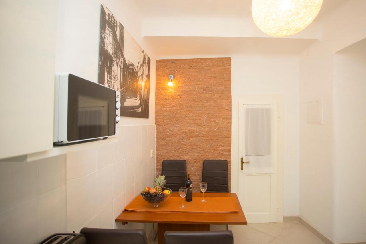 Apartment Silvana Спліт Екстер'єр фото