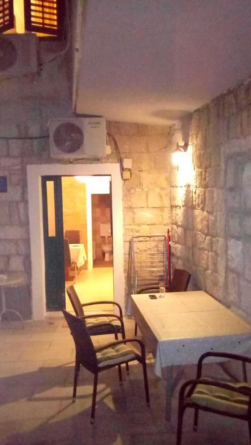 Apartment Silvana Спліт Екстер'єр фото